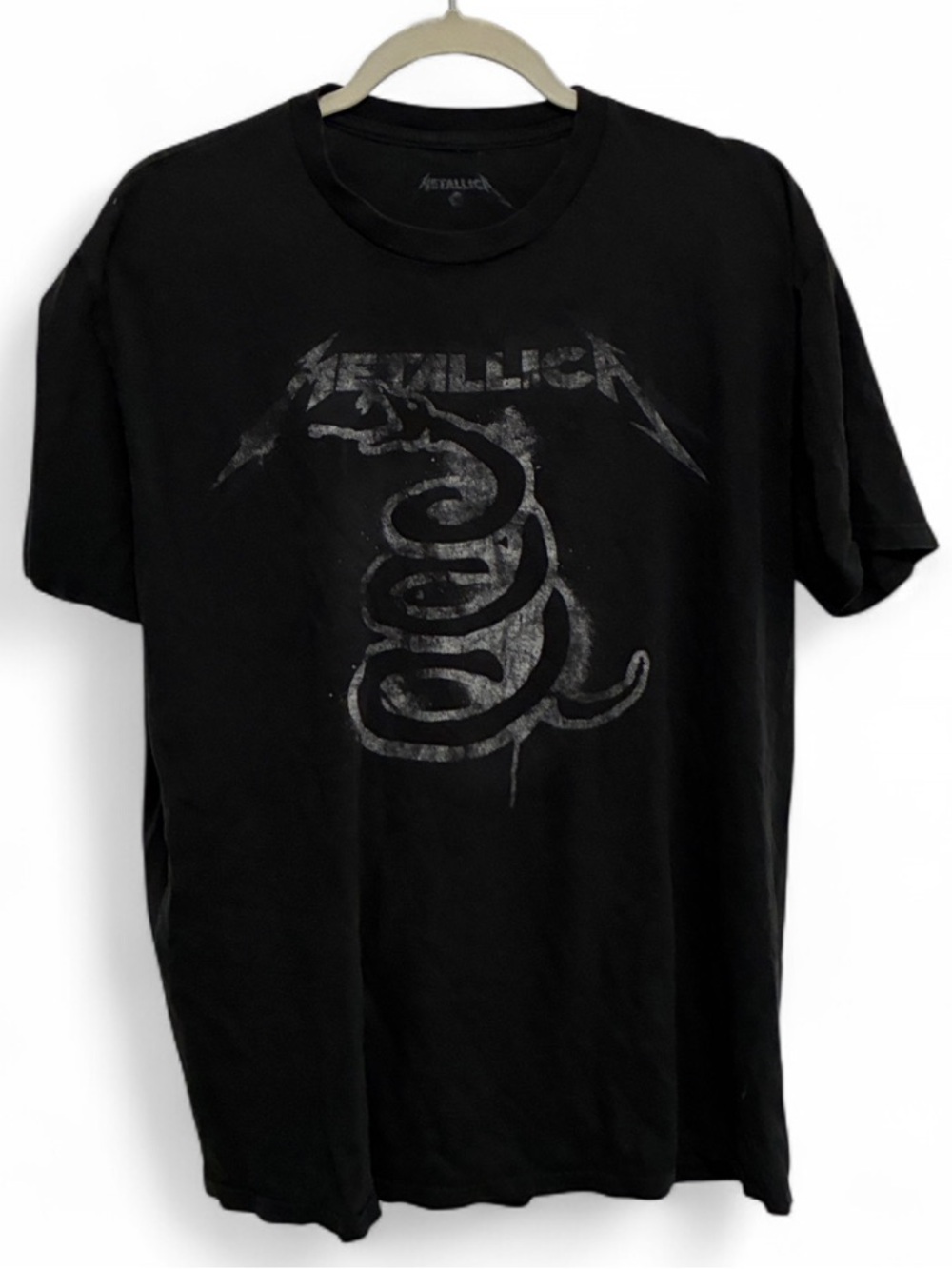 Metallica Snake Graphic Black Short Sleeve Tee - Classic Band Shirt